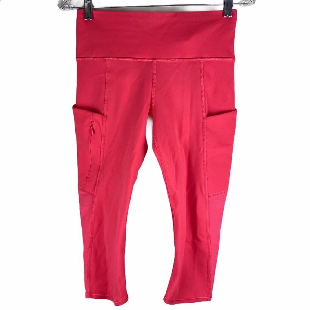 ATHLETA All In Crop Legging Capri Geranium S